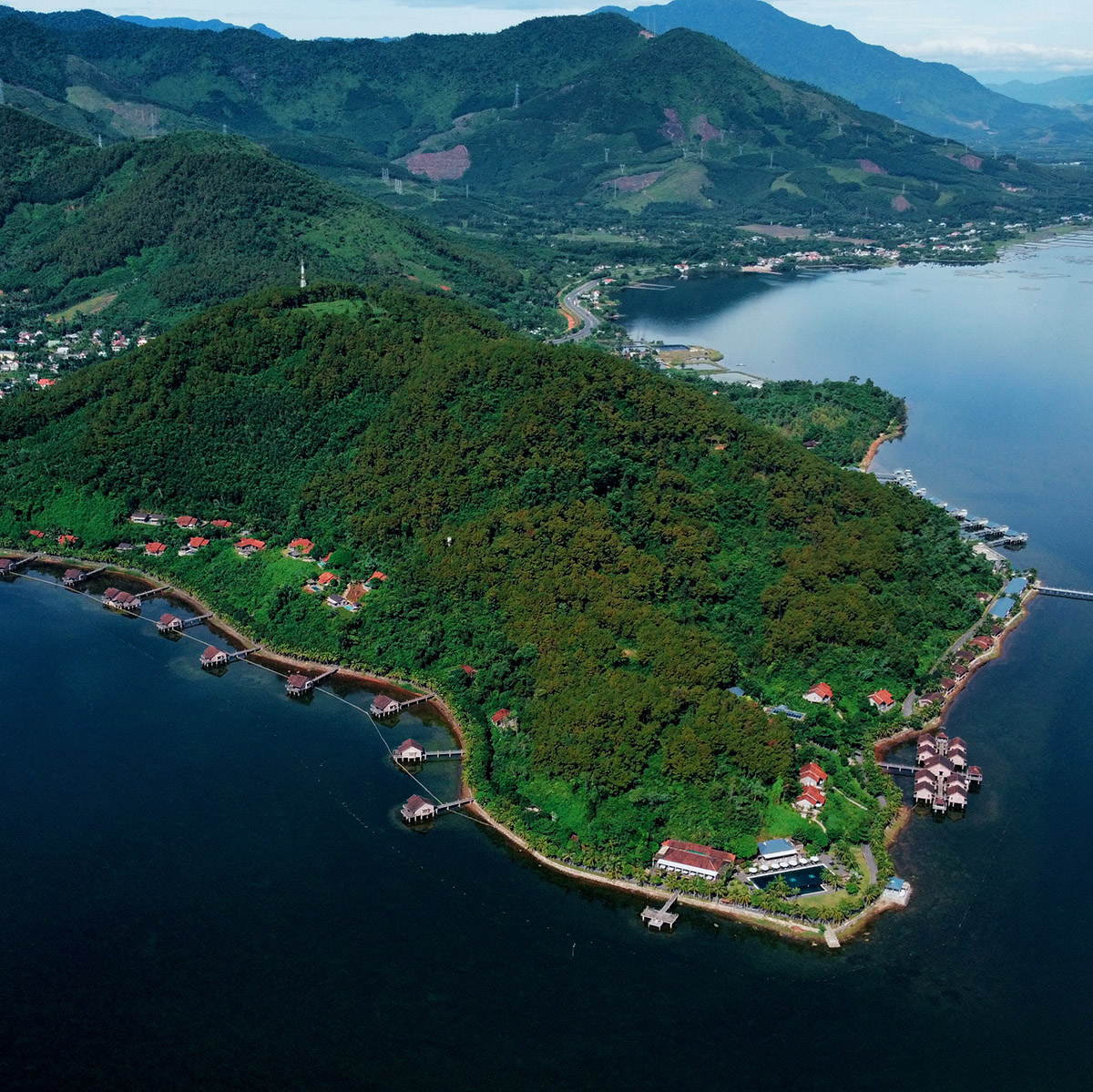 Vedanā Lagoon Resort & Spa