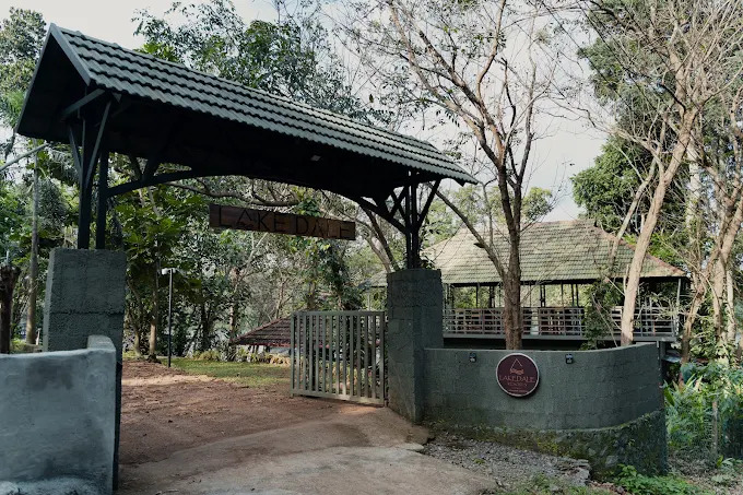 Lake Dale Resort -Poomala Thrissur, Thrissur, India