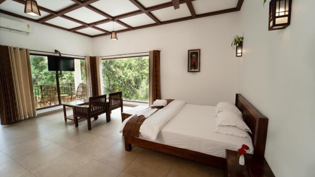 King room with Balcony