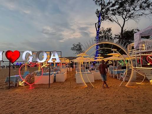 Blue Line –North Goa Beach Tour, Goa, India