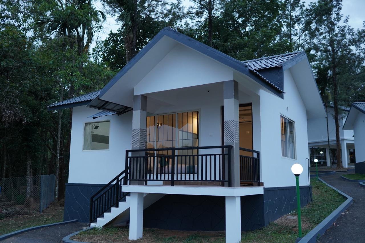 WAYANAD Dam View resort
